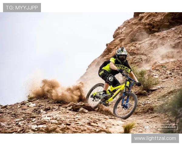 鍏墰鐜嬫湞鐨勯殣褰㈠熀鐭筹細搴撶濂囧湪涔斾腹閫€褰瑰鐨勭垎鍙戜笌鍏ㄦ槑鏄熼绉€ 鍏墰鐜嬫湞鐨勯殣褰㈠熀鐭筹細搴撶濂囧湪涔斾腹閫€褰瑰鐨勭垎鍙戜笌鍏ㄦ槑鏄熼绉€